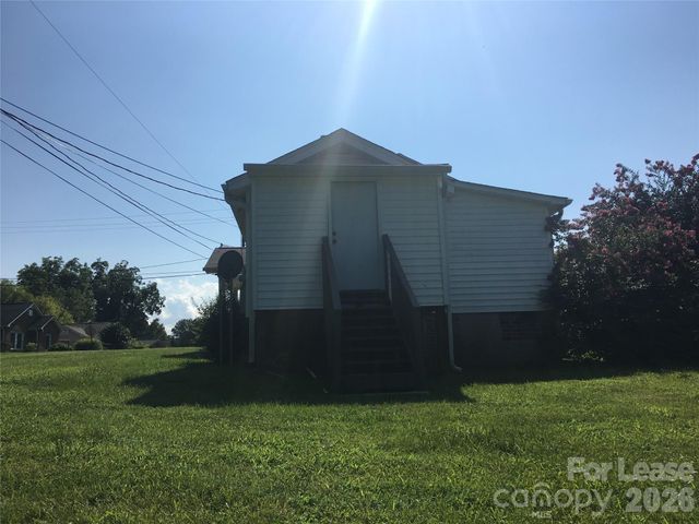 513 East Avenue, Belmont, NC 28012