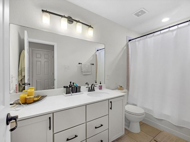 8924 Hollister Commons Lane, Houston, TX 77080