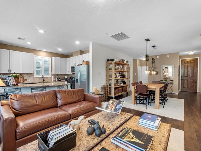 8924 Hollister Commons Lane, Houston, TX 77080