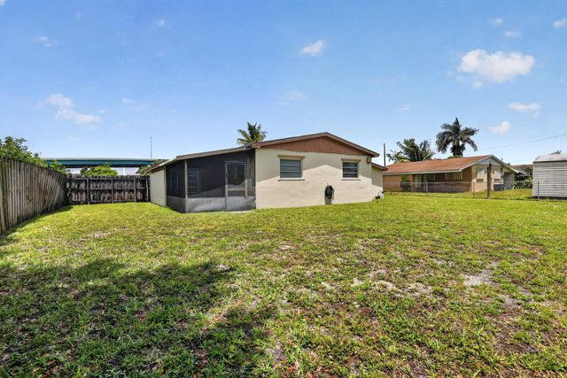 20131 NW 14th Place, Miami Gardens, FL 33169