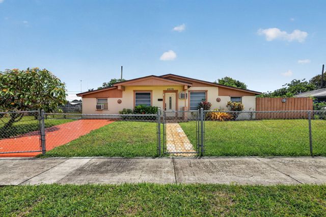 20131 NW 14th Place, Miami Gardens, FL 33169