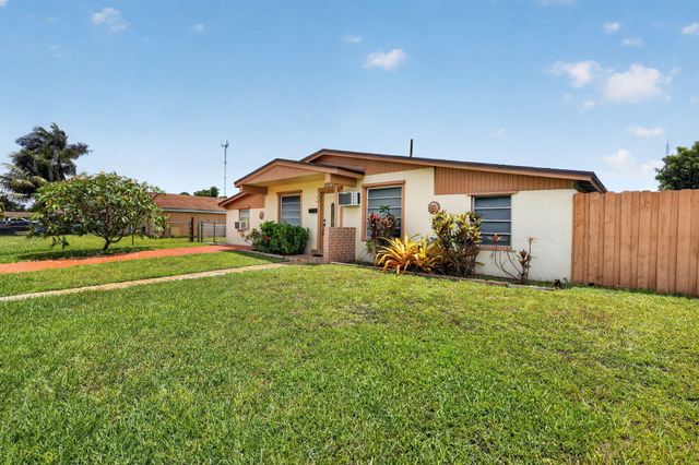 20131 NW 14th Place, Miami Gardens, FL 33169