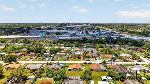 20131 NW 14th Place, Miami Gardens, FL 33169