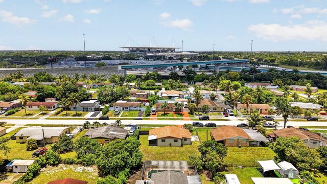 20131 NW 14th Place, Miami Gardens, FL 33169