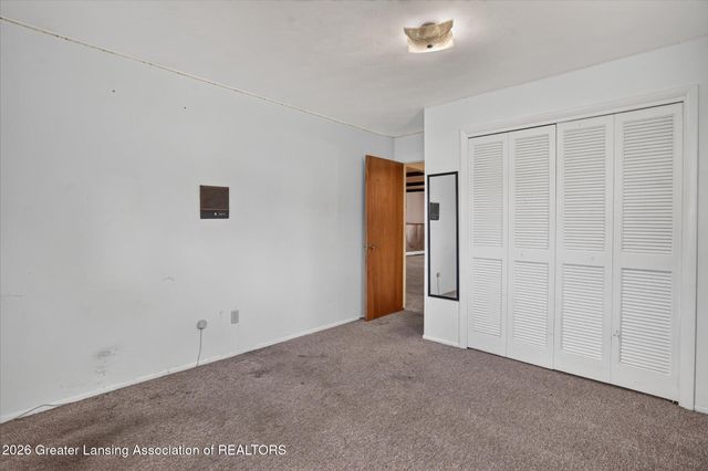 5027 Geraldine Drive, Lansing, MI 48917