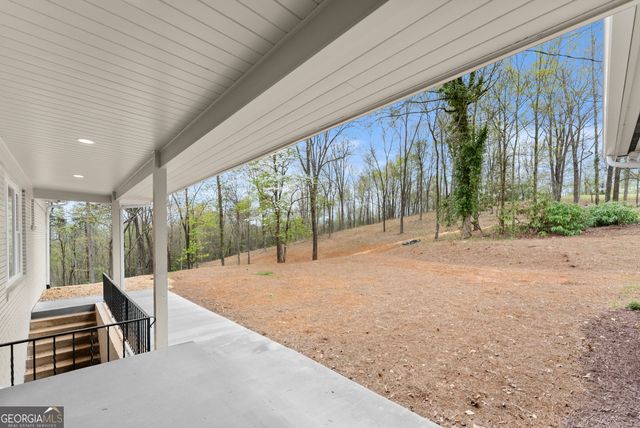 664 Chenocetah Drive, Cornelia, GA 30531