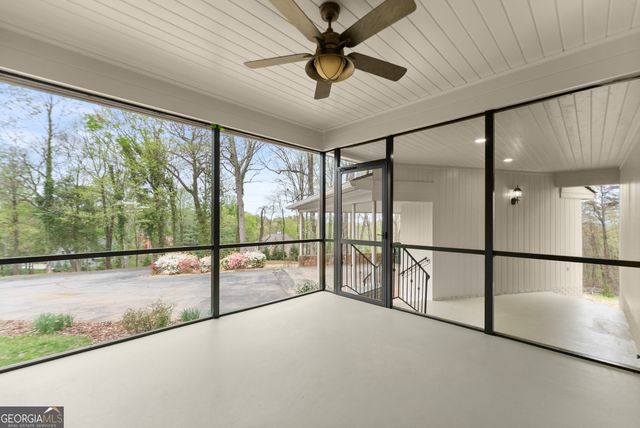 664 Chenocetah Drive, Cornelia, GA 30531