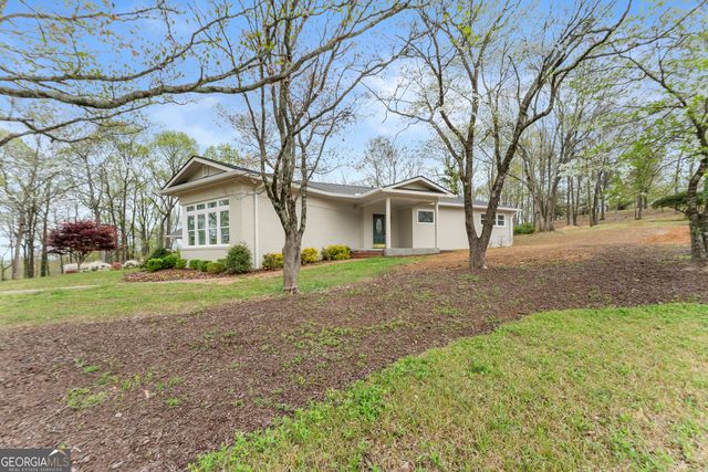 664 Chenocetah Drive, Cornelia, GA 30531