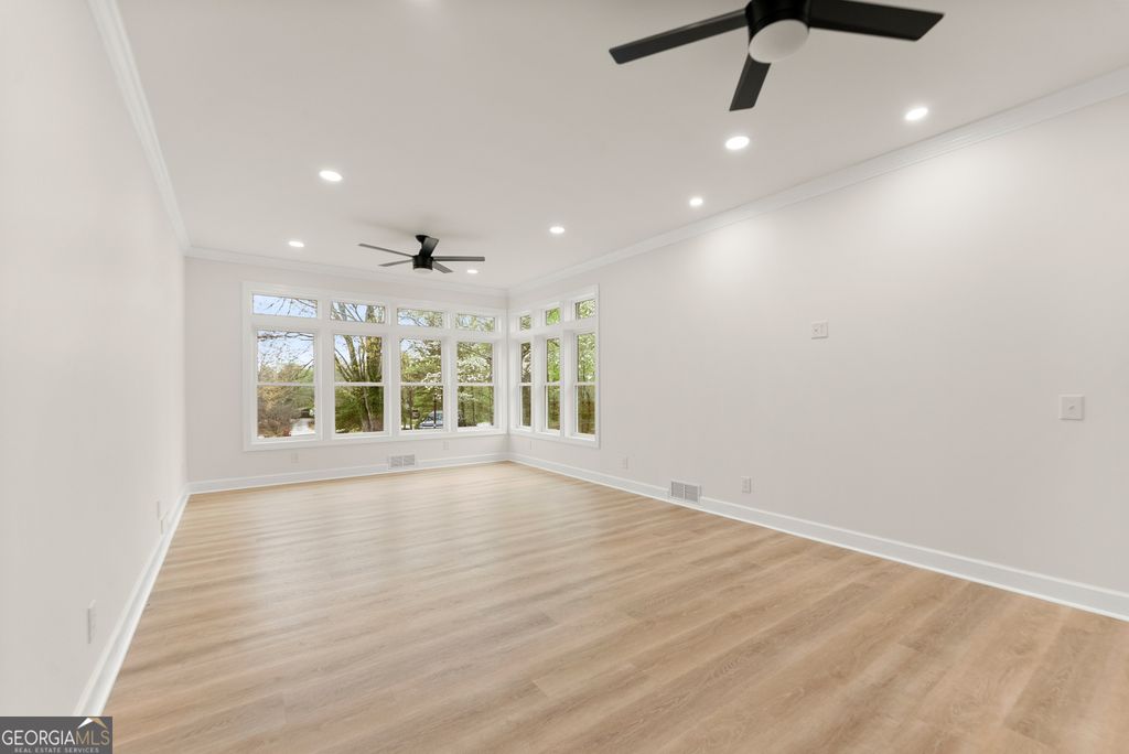 664 Chenocetah Drive, Cornelia, GA 30531 — photo 5