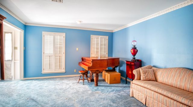 301 Cedar Circle, Brenham, TX 77833