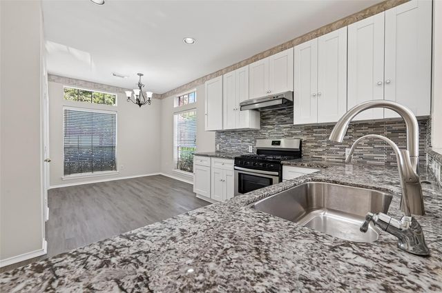 4111 Creek Ridge Lane, Missouri City, TX 77459