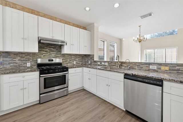 4111 Creek Ridge Lane, Missouri City, TX 77459