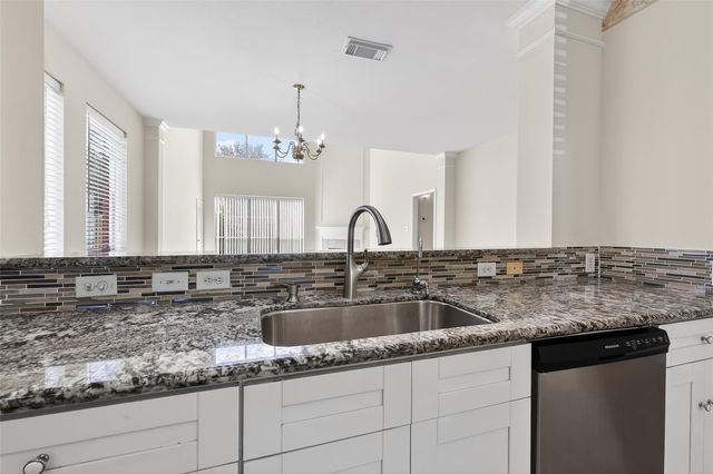 4111 Creek Ridge Lane, Missouri City, TX 77459