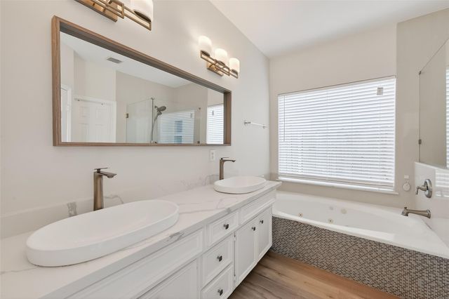 4111 Creek Ridge Lane, Missouri City, TX 77459