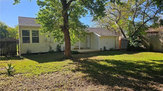 330 Texas Ave, Corpus Christi, TX 78404