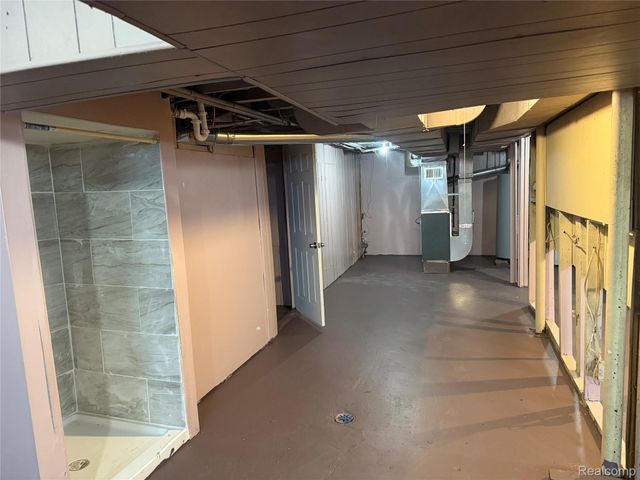 20120 Mark Twain Street, Detroit, MI 48235