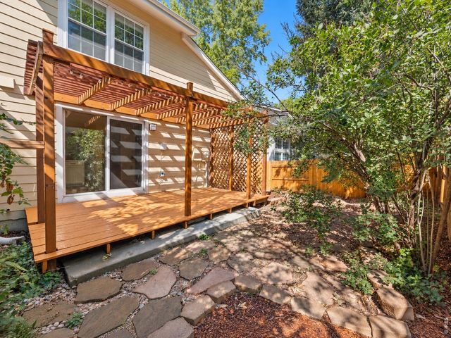 1562 S Spruce St, Denver, CO 80231