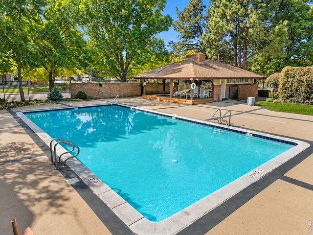 1562 S Spruce St, Denver, CO 80231