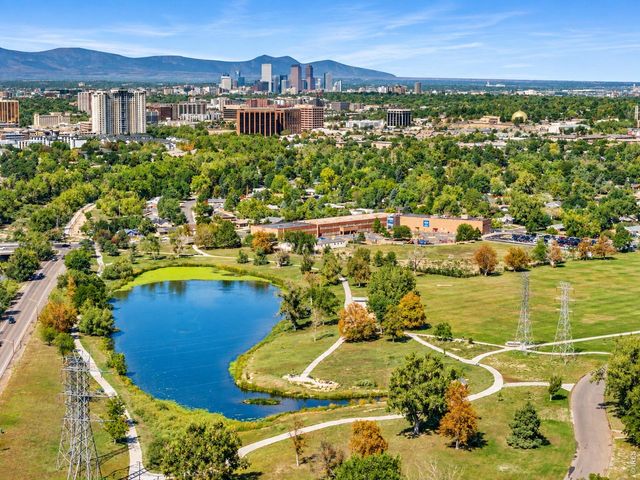 1562 S Spruce St, Denver, CO 80231