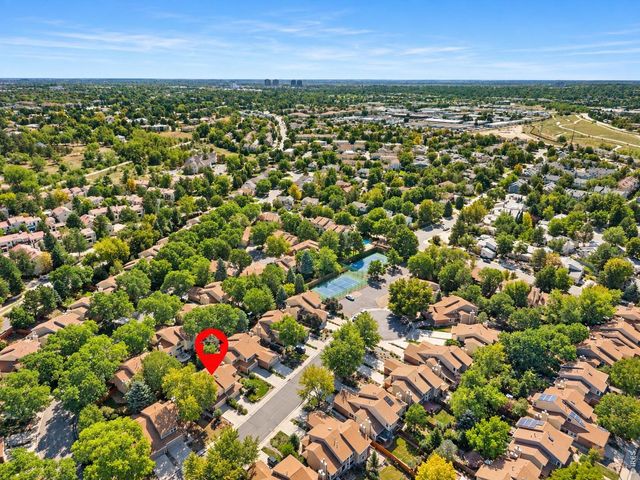 1562 S Spruce St, Denver, CO 80231