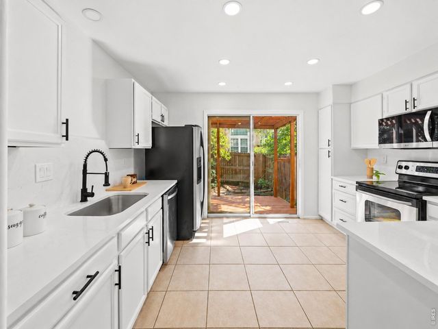 1562 S Spruce St, Denver, CO 80231