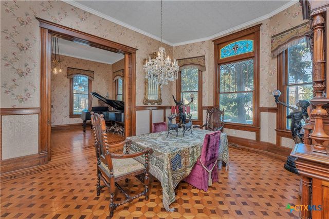 524 Saint Peter Street, Gonzales, TX 78629