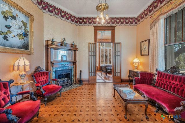 524 Saint Peter Street, Gonzales, TX 78629