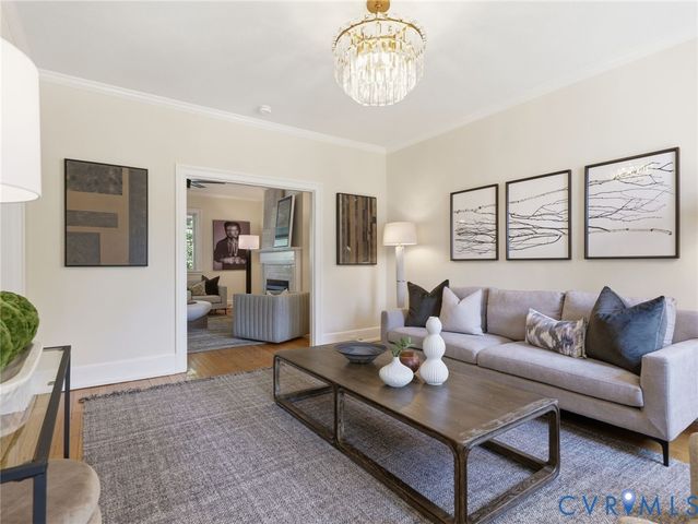 3209 W Grace St, Richmond, VA 23221
