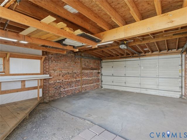 3209 W Grace St, Richmond, VA 23221