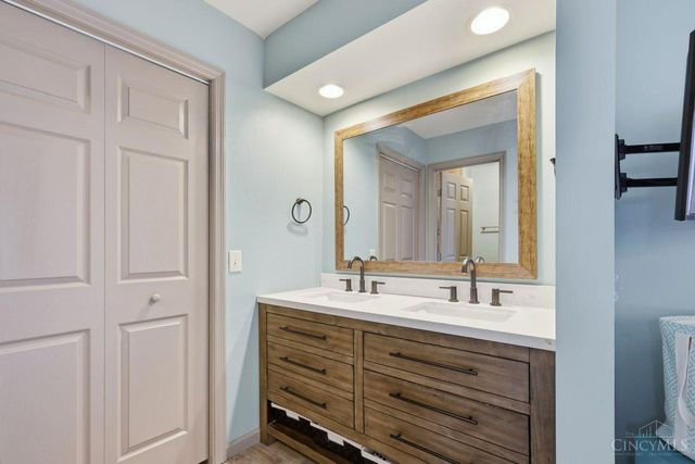 6534 Timberwolf Court, West Chester, OH 45069
