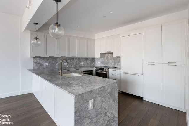 10706 Queens Blvd Apt 8H, New York City, NY 11375