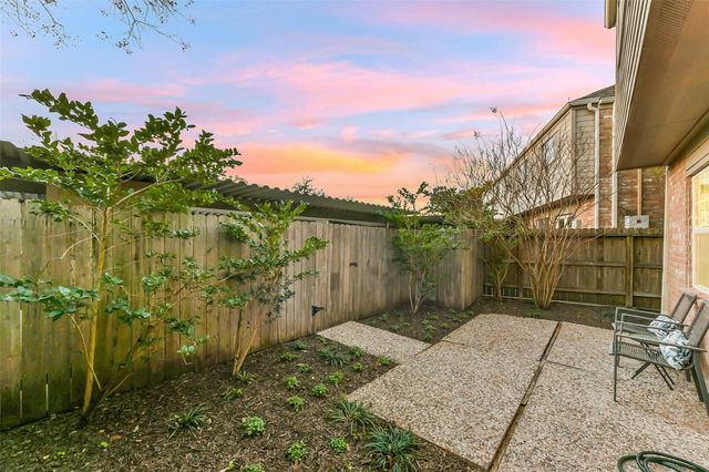 7505 Brompton Street, Houston, TX 77025