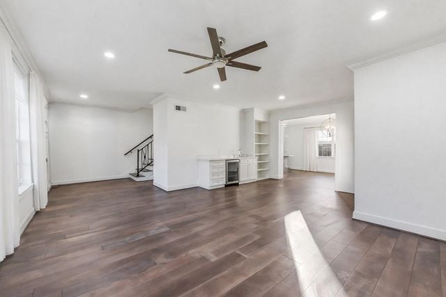 7505 Brompton Street, Houston, TX 77025