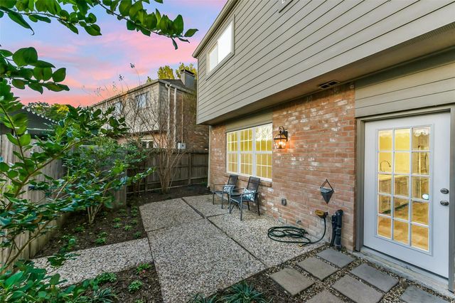 7505 Brompton Street, Houston, TX 77025