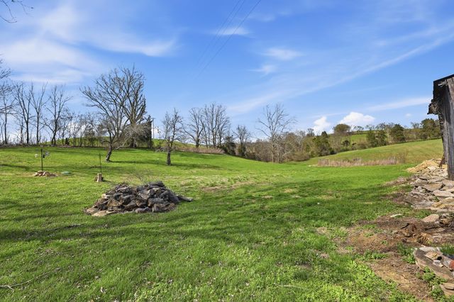 2567 New Dixville Road, Harrodsburg, KY 40330