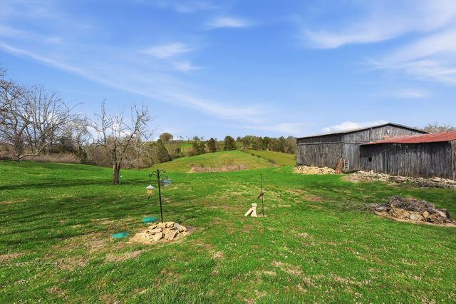 2567 New Dixville Road, Harrodsburg, KY 40330