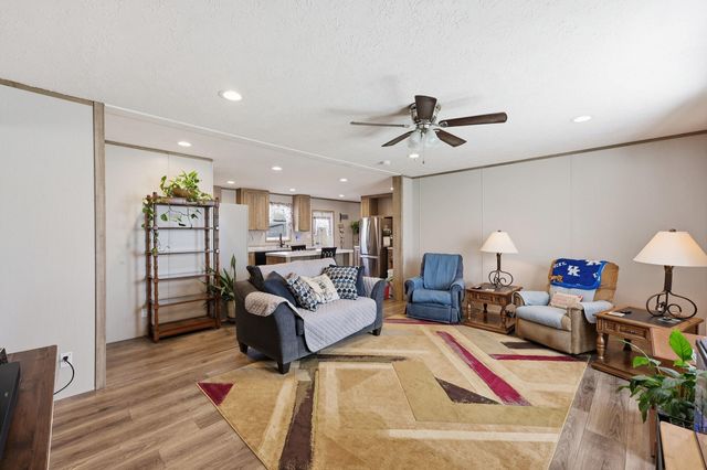 2567 New Dixville Road, Harrodsburg, KY 40330