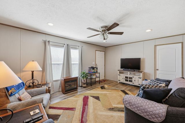 2567 New Dixville Road, Harrodsburg, KY 40330