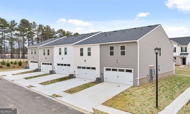 360 Sound Circle, Stockbridge, GA 30281