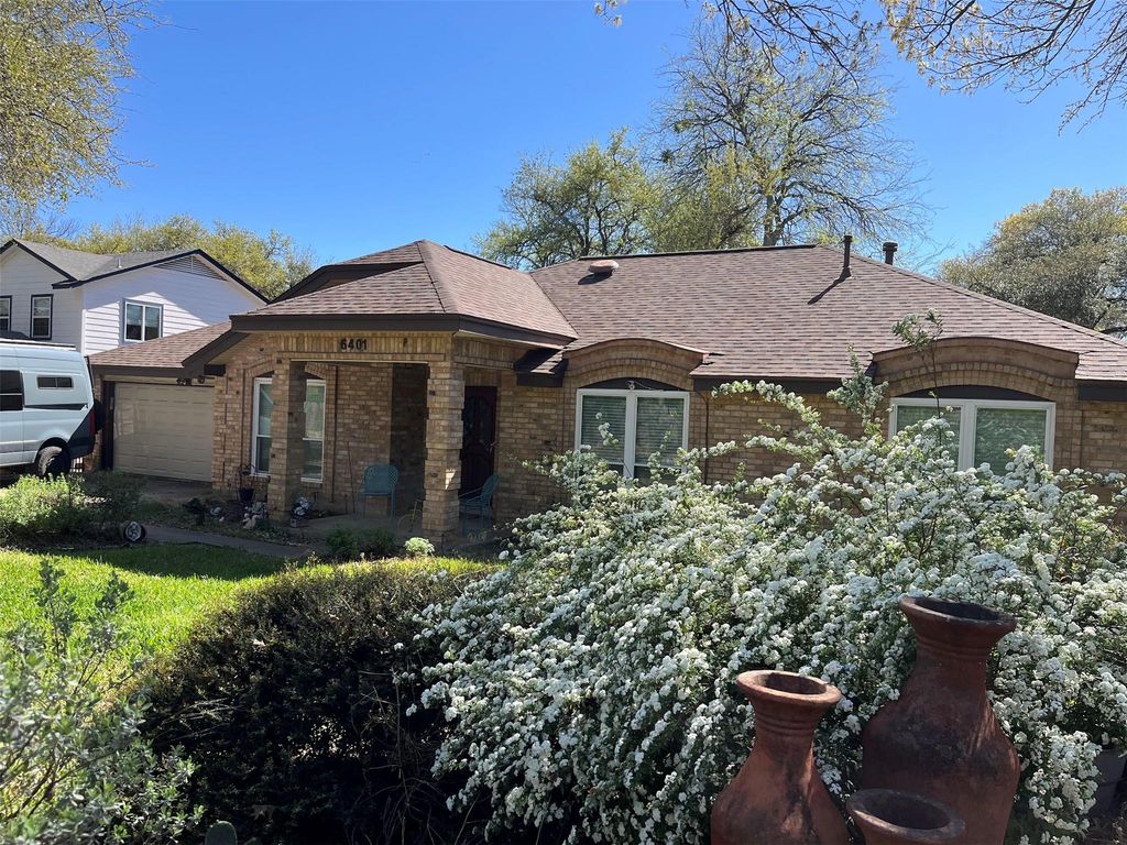 6401 Woodcrest DR, Austin, TX 78759