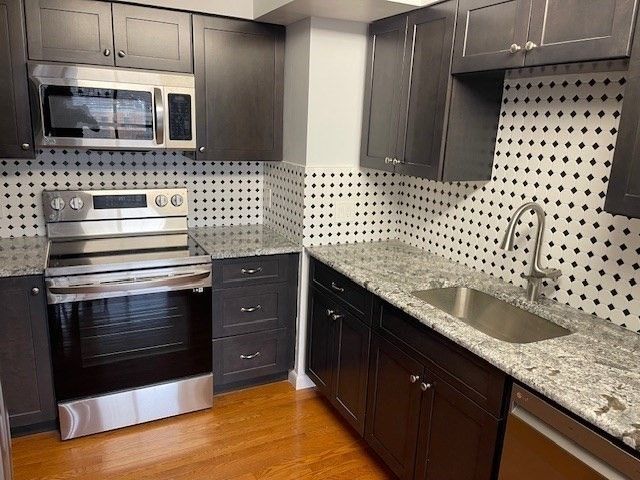 1731 Beacon St 512, Brookline, MA 02445