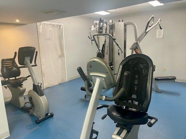 1731 Beacon St 512, Brookline, MA 02445