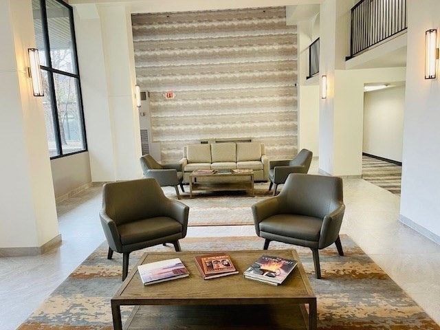 1731 Beacon St 512, Brookline, MA 02445