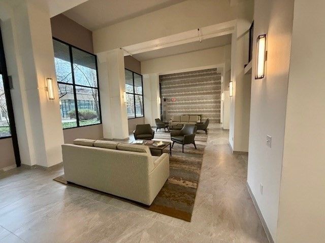 1731 Beacon St 512, Brookline, MA 02445