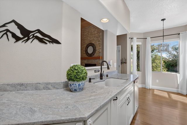 9714 Entrada Place NW, Albuquerque, NM 87114