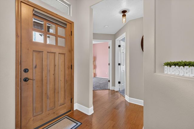 9714 Entrada Place NW, Albuquerque, NM 87114