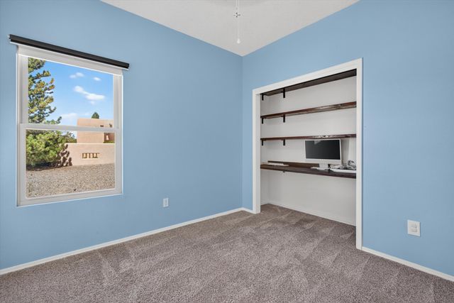 9714 Entrada Place NW, Albuquerque, NM 87114