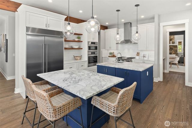 20313 217th Avenue NE, Woodinville, WA 98077