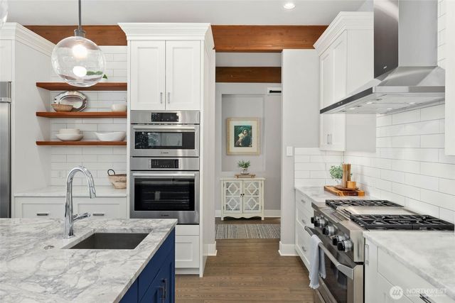 20313 217th Avenue NE, Woodinville, WA 98077