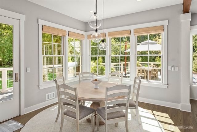 20313 217th Avenue NE, Woodinville, WA 98077